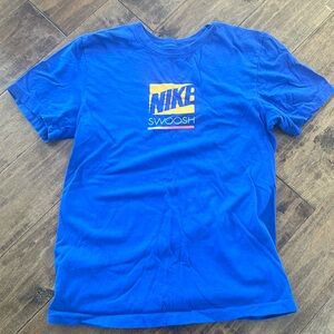 Nike Men’s Small T shirt